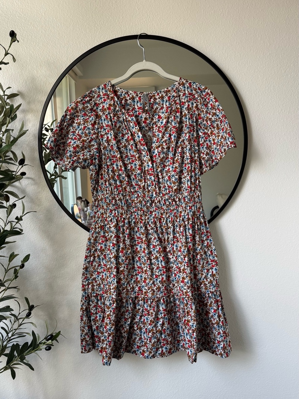 Anthropologie Somerset Mini Dress Red, Blue & White Floral Smocked L